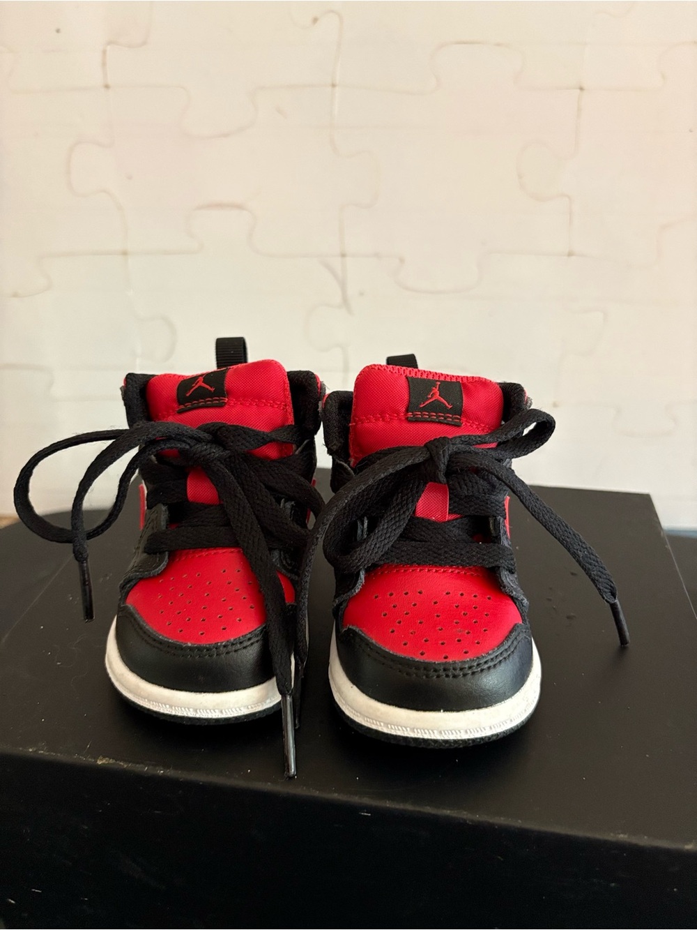 Nike Toddler High-Top Sneakers in Red, Black, White - Picture 2 of 5